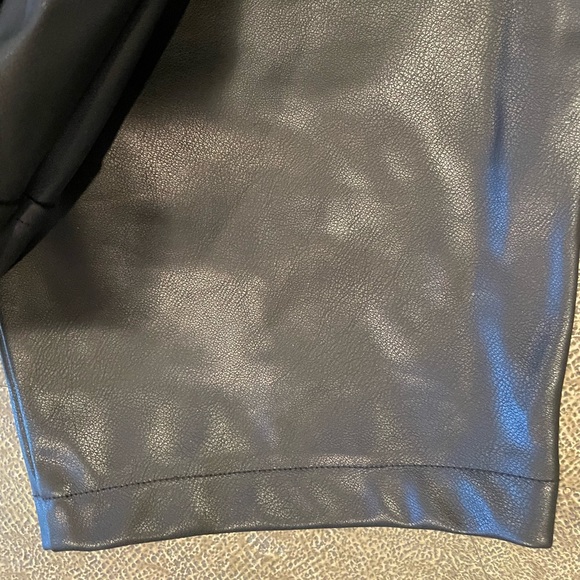 Vegan Leather Elastic Waisted Pants - Picture 7 of 7